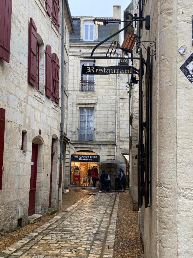 La Renaissance Apartment Périgueux Екстериор снимка